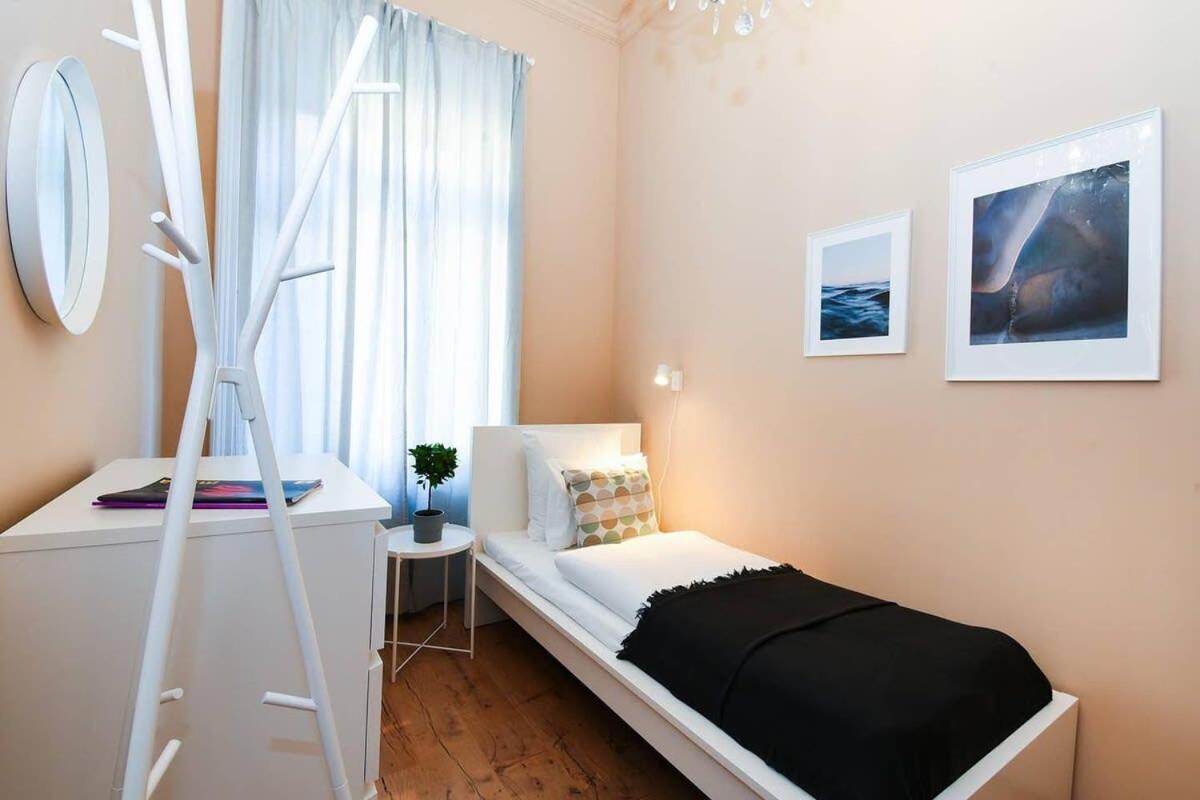 Very Very Spacious New Appartamento Budapest